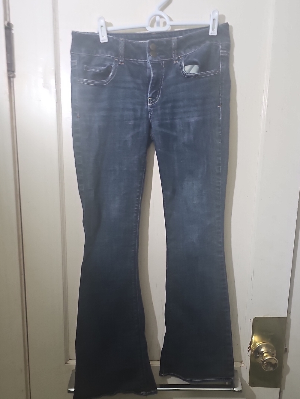 Women's American Eagle Sz 6 Short Artist Stretch Bootcut Jeans